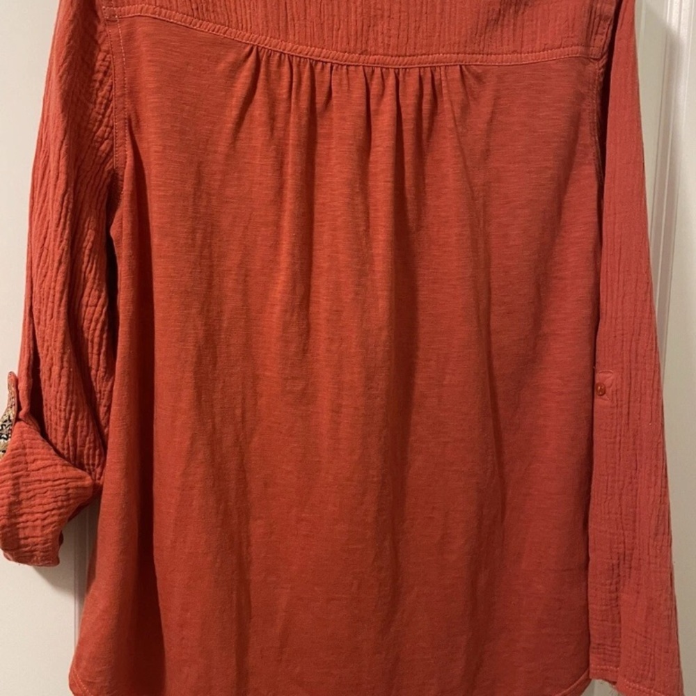 A Common Thread Coral Boho Top - Picture 3 of 4